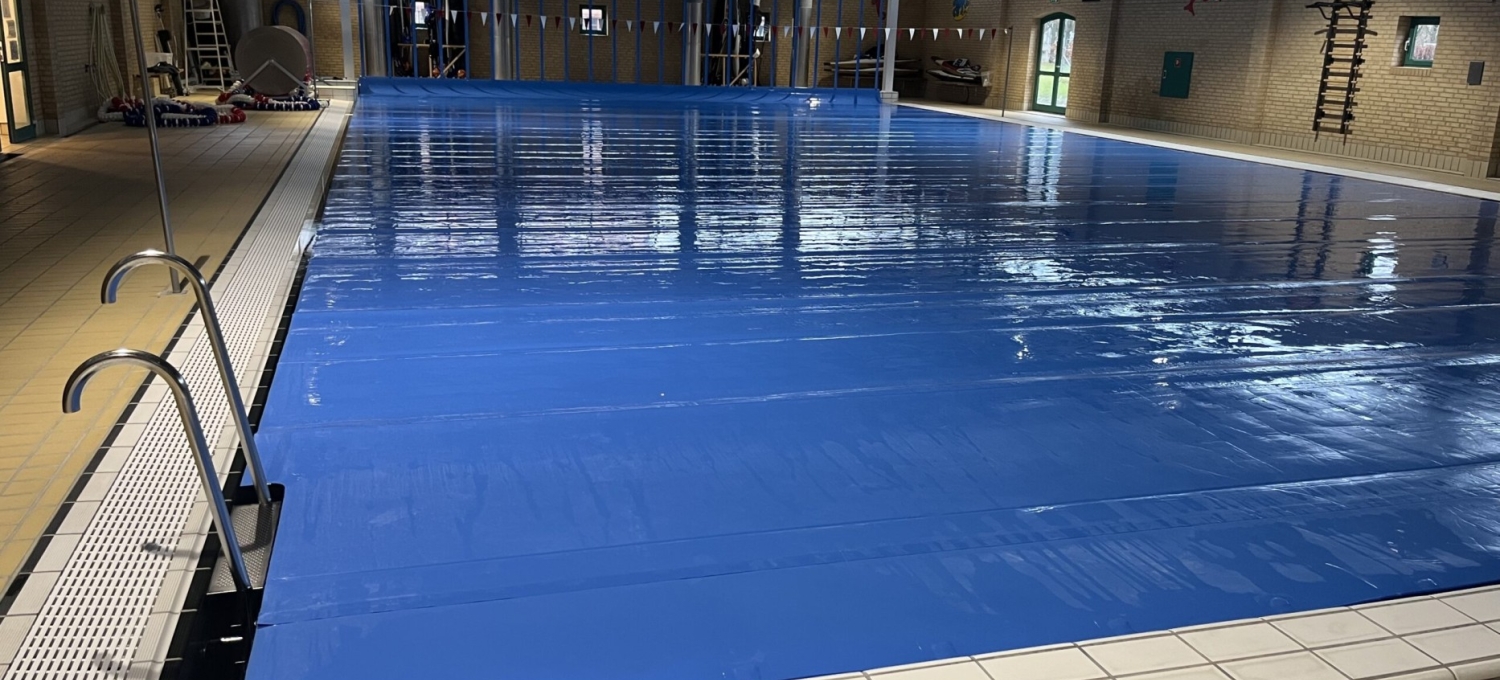 Svømmebadet #82 er på gaden Svømmebadet #82 er på gaden